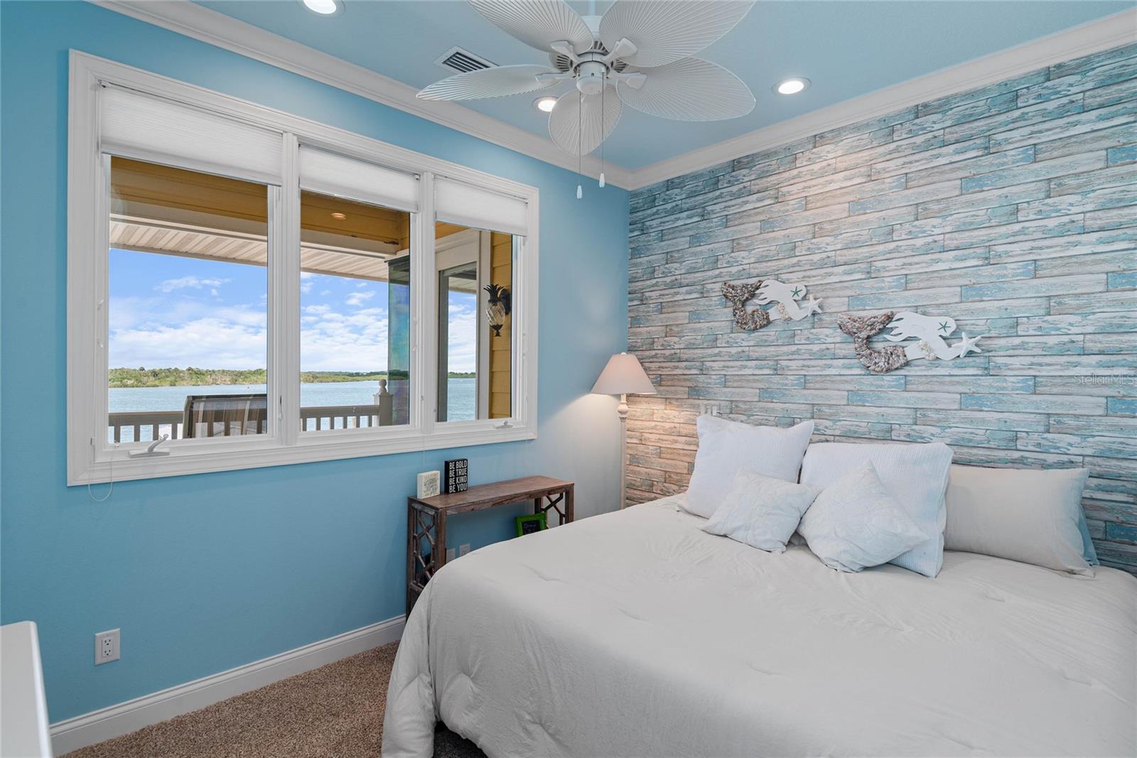 O6336001 Property Photo