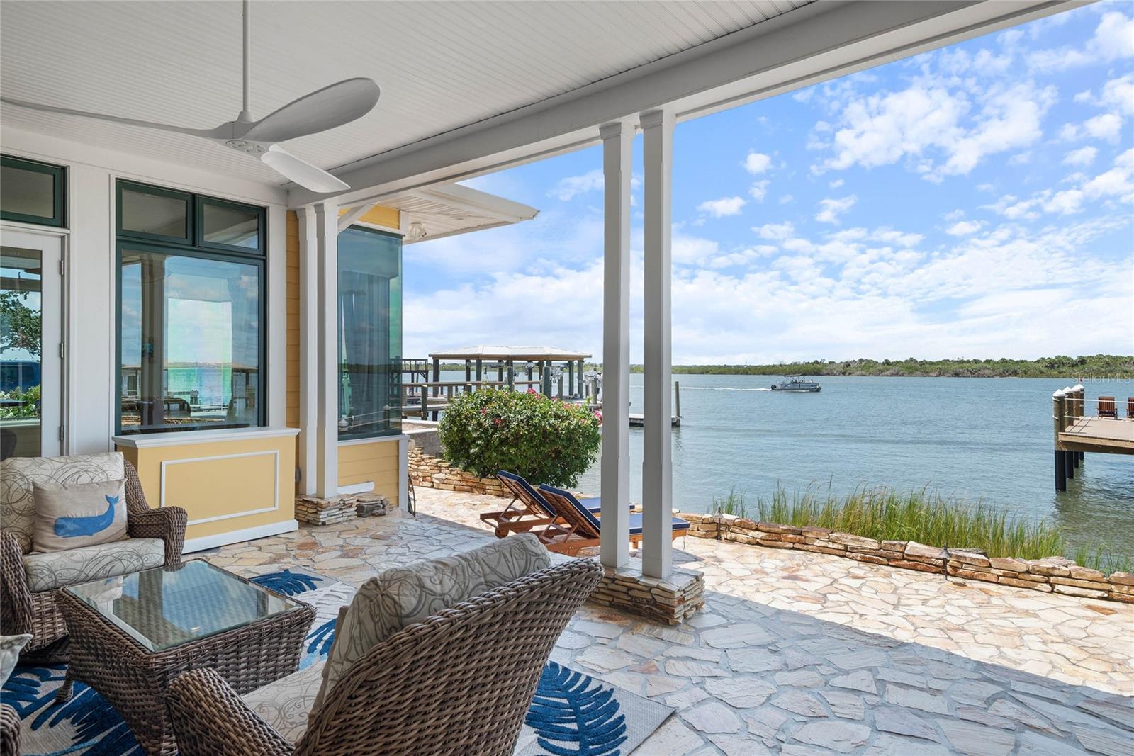 O6336001 Property Photo