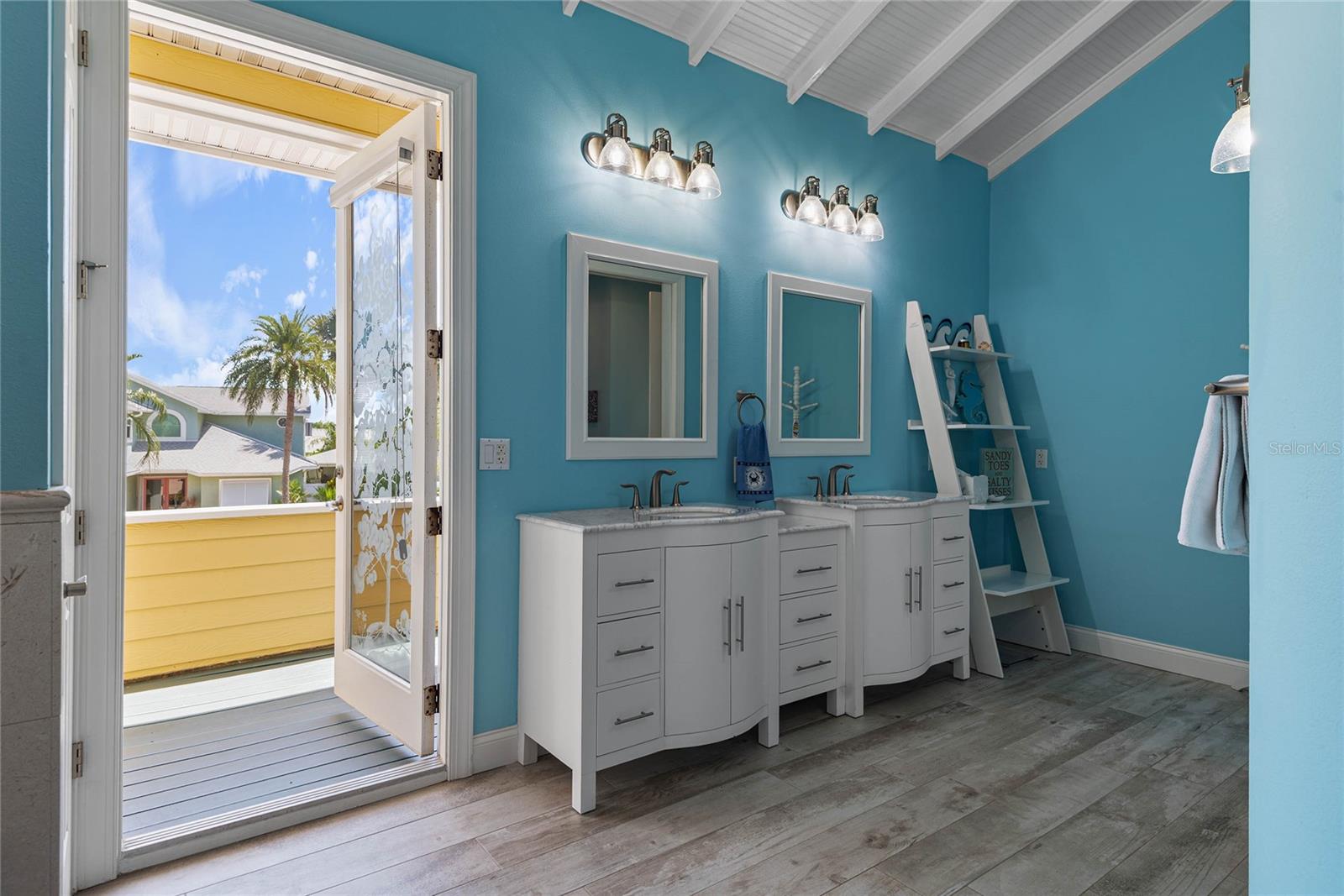 O6336001 Property Photo