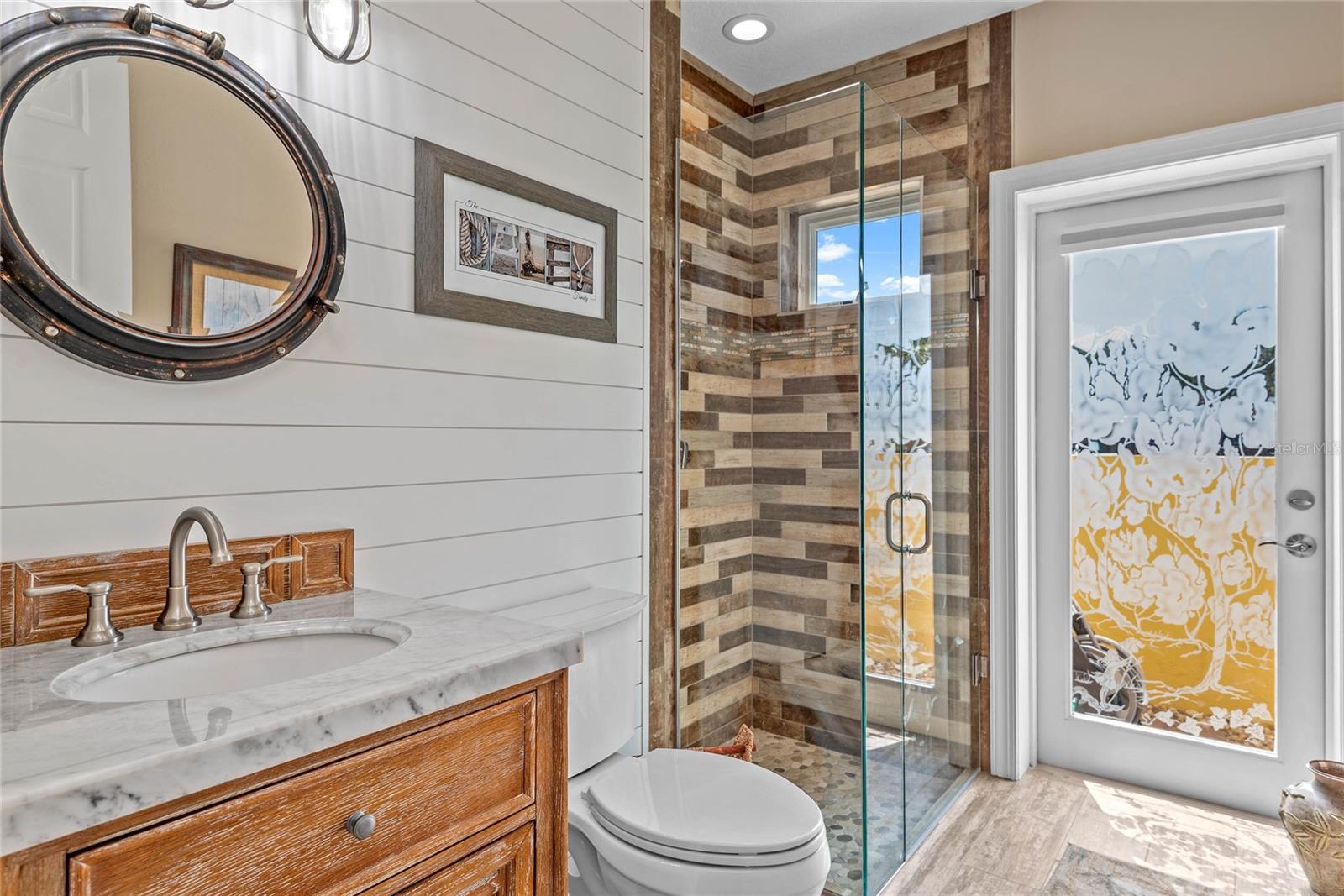 O6336001 Property Photo