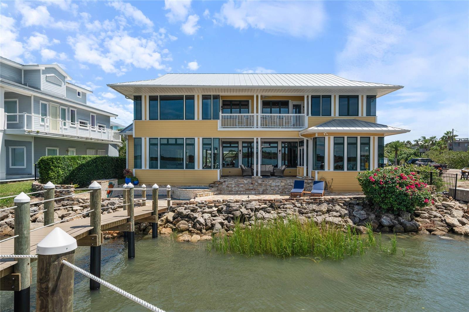 O6336001 Property Photo