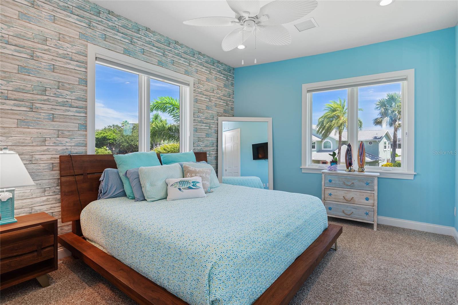 O6336001 Property Photo