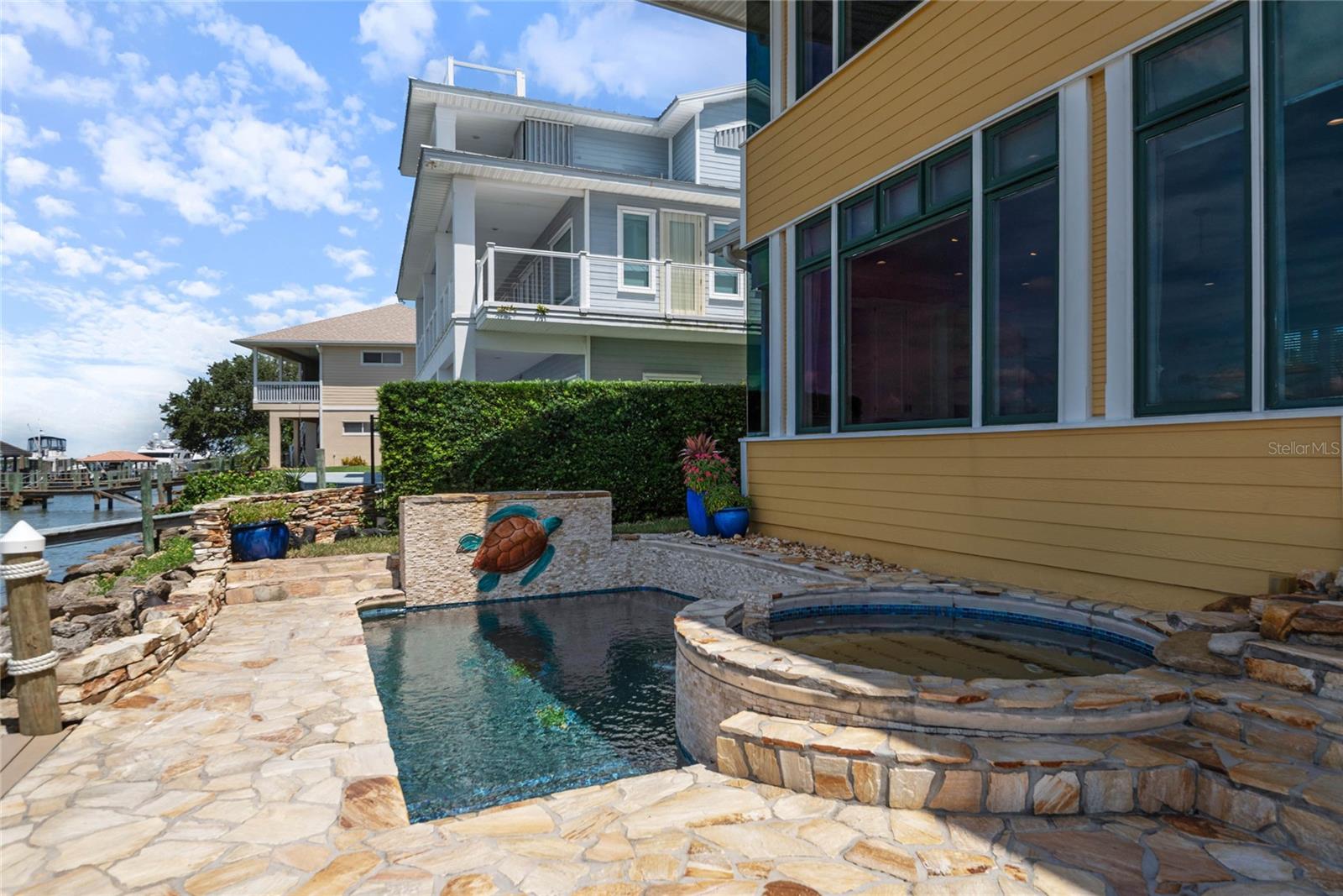 O6336001 Property Photo