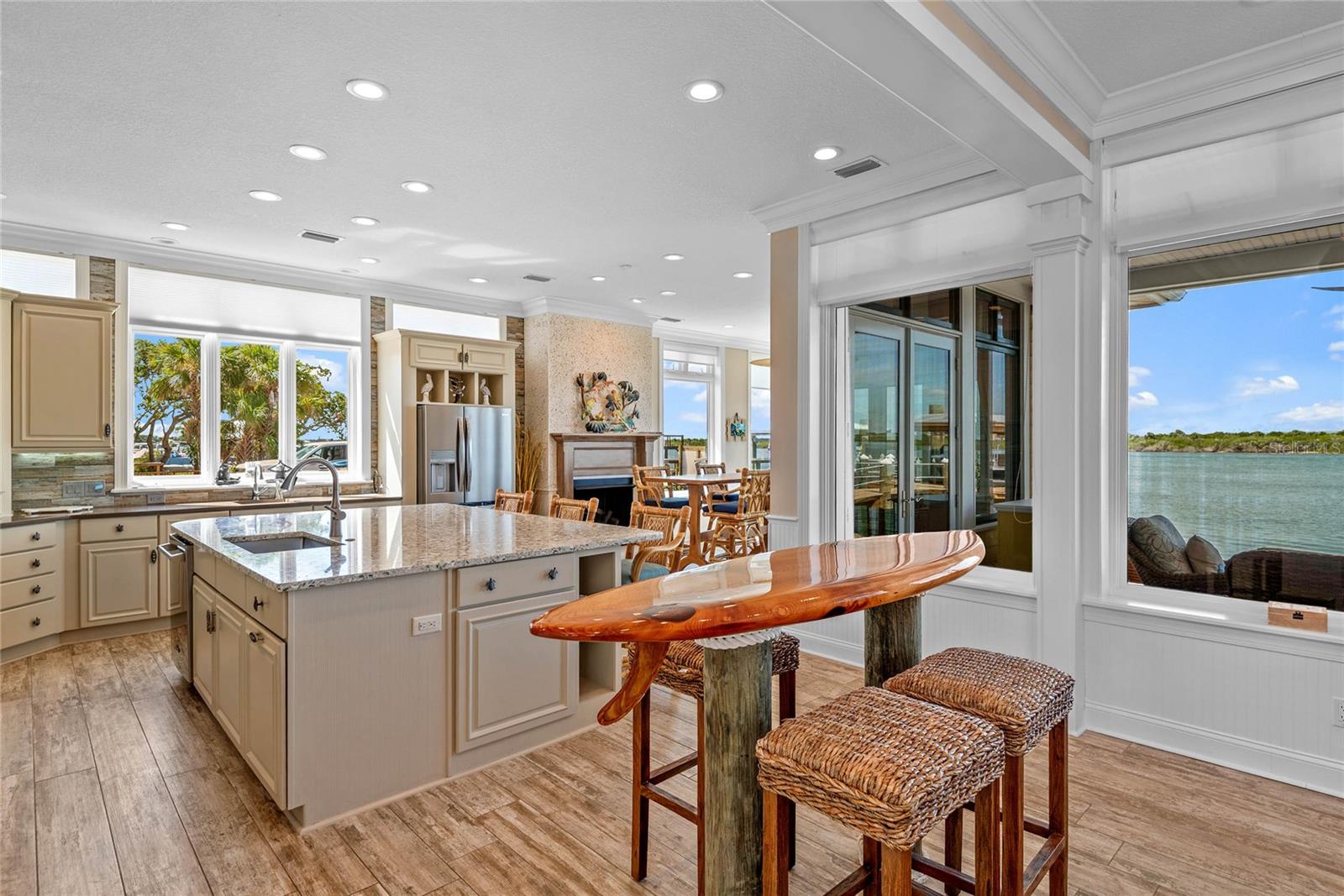 O6336001 Property Photo