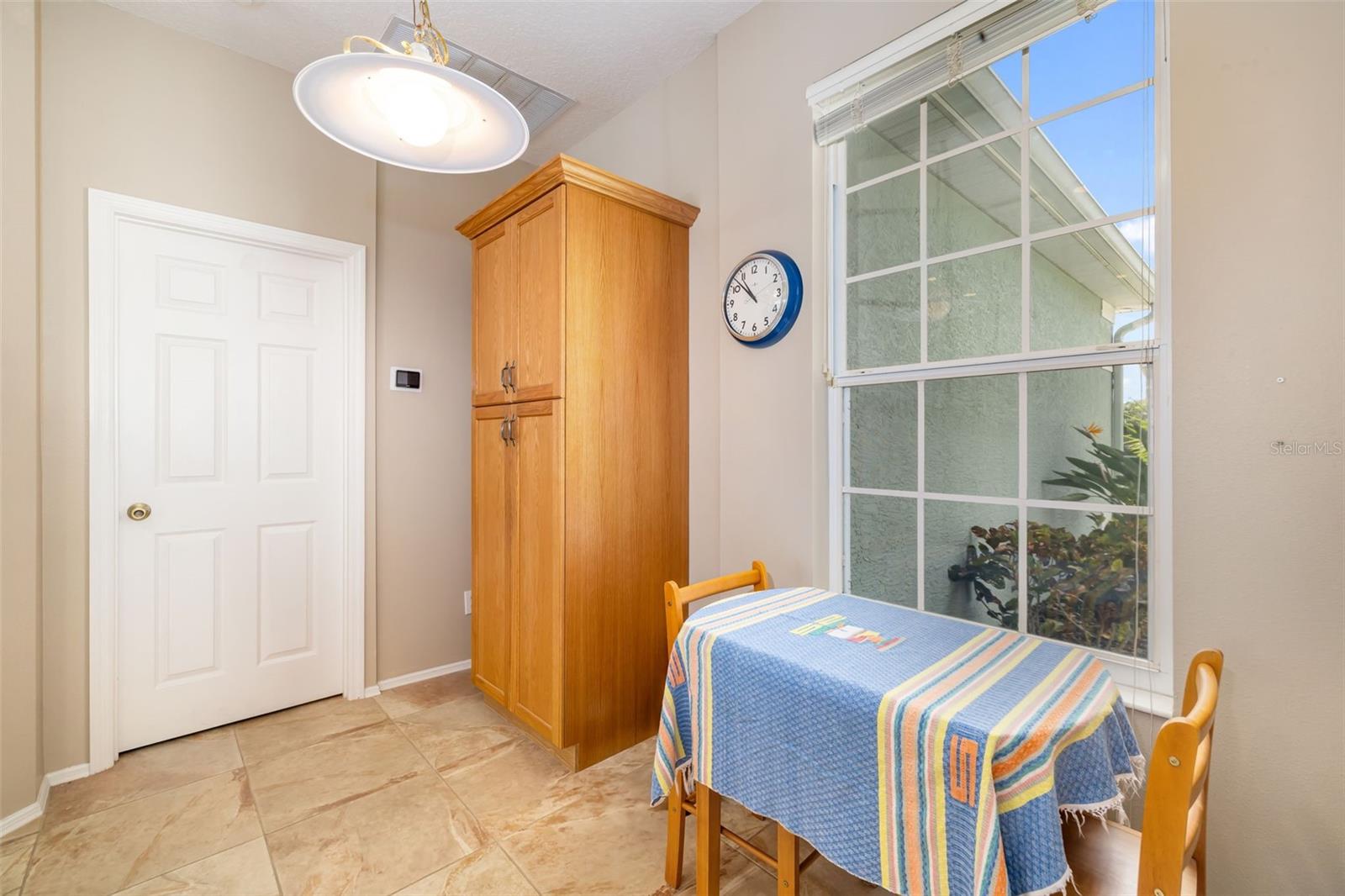A4662109 Property Photo