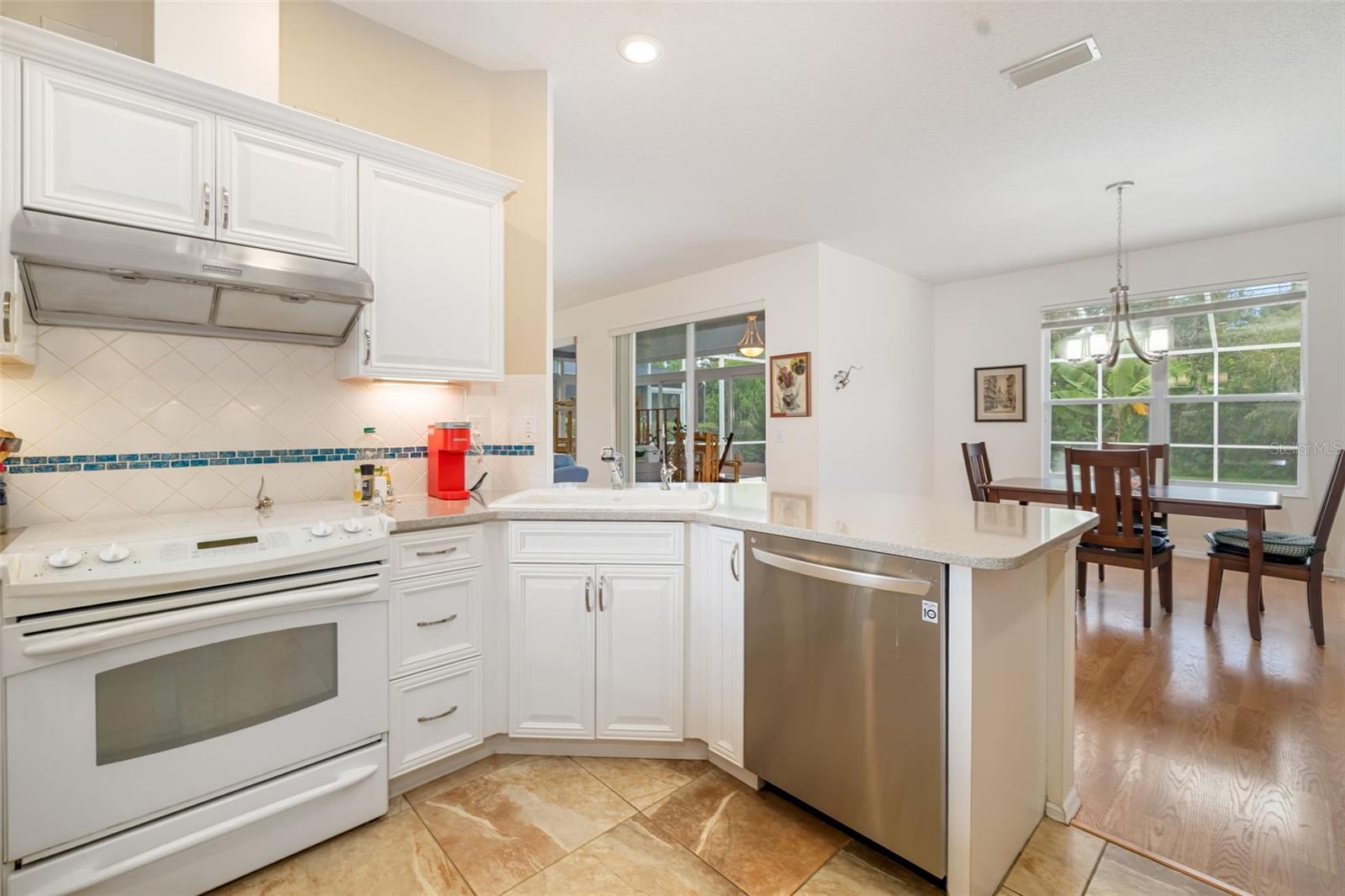 A4662109 Property Photo