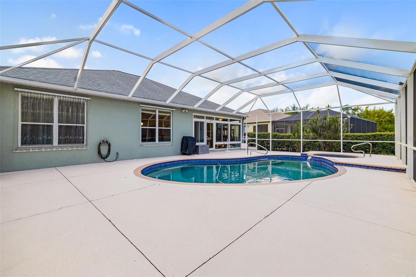 A4662109 Property Photo