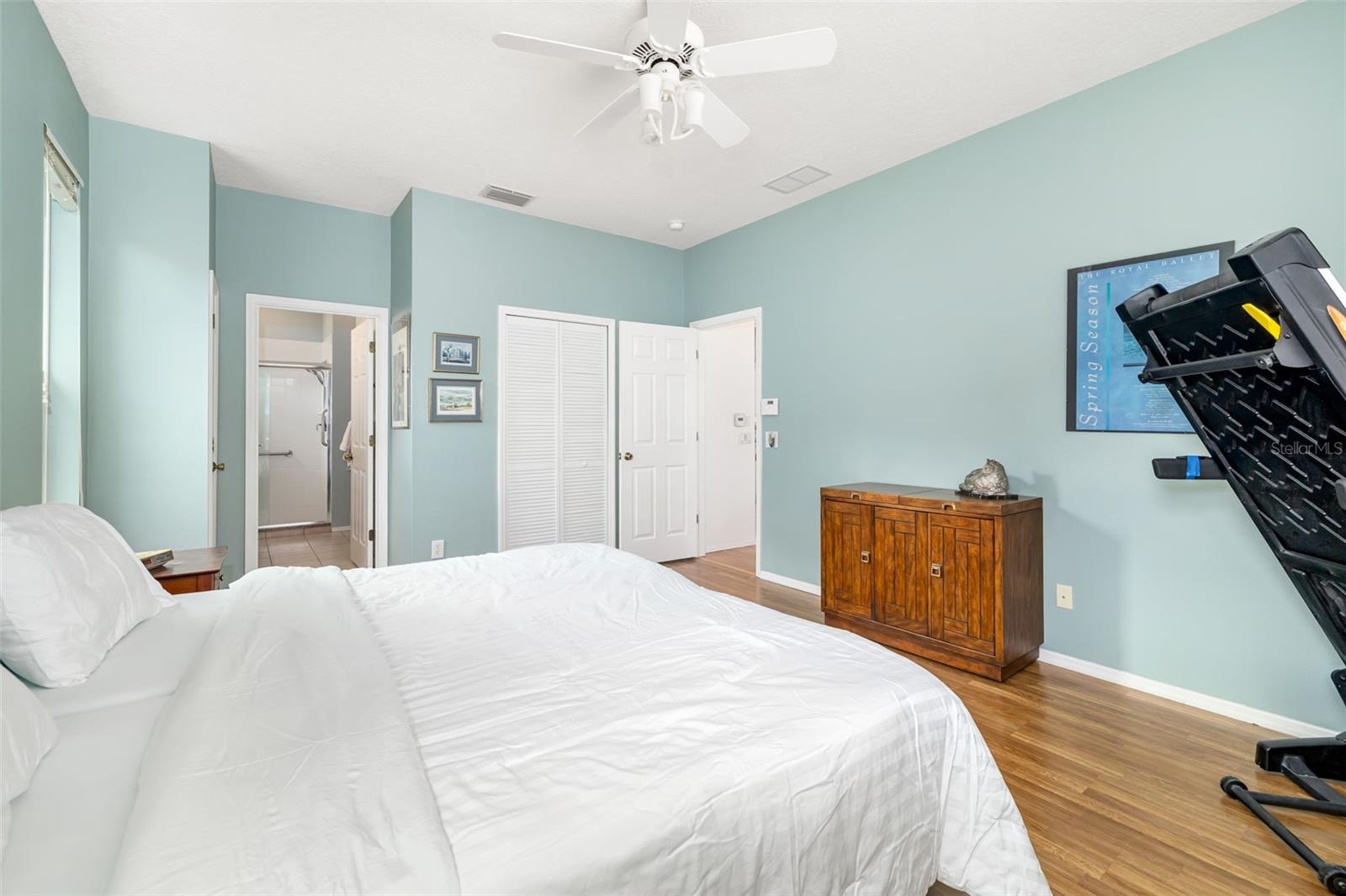 A4662109 Property Photo