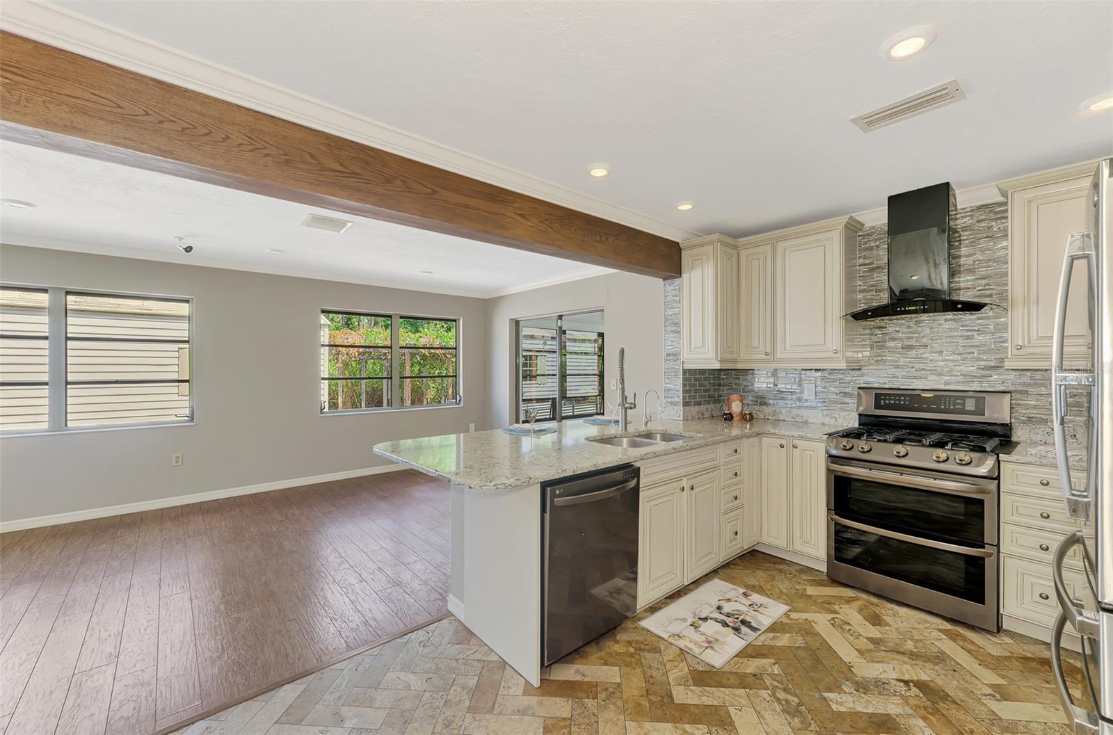 1630 PORPOISE RD, VENICE, FL, 34293