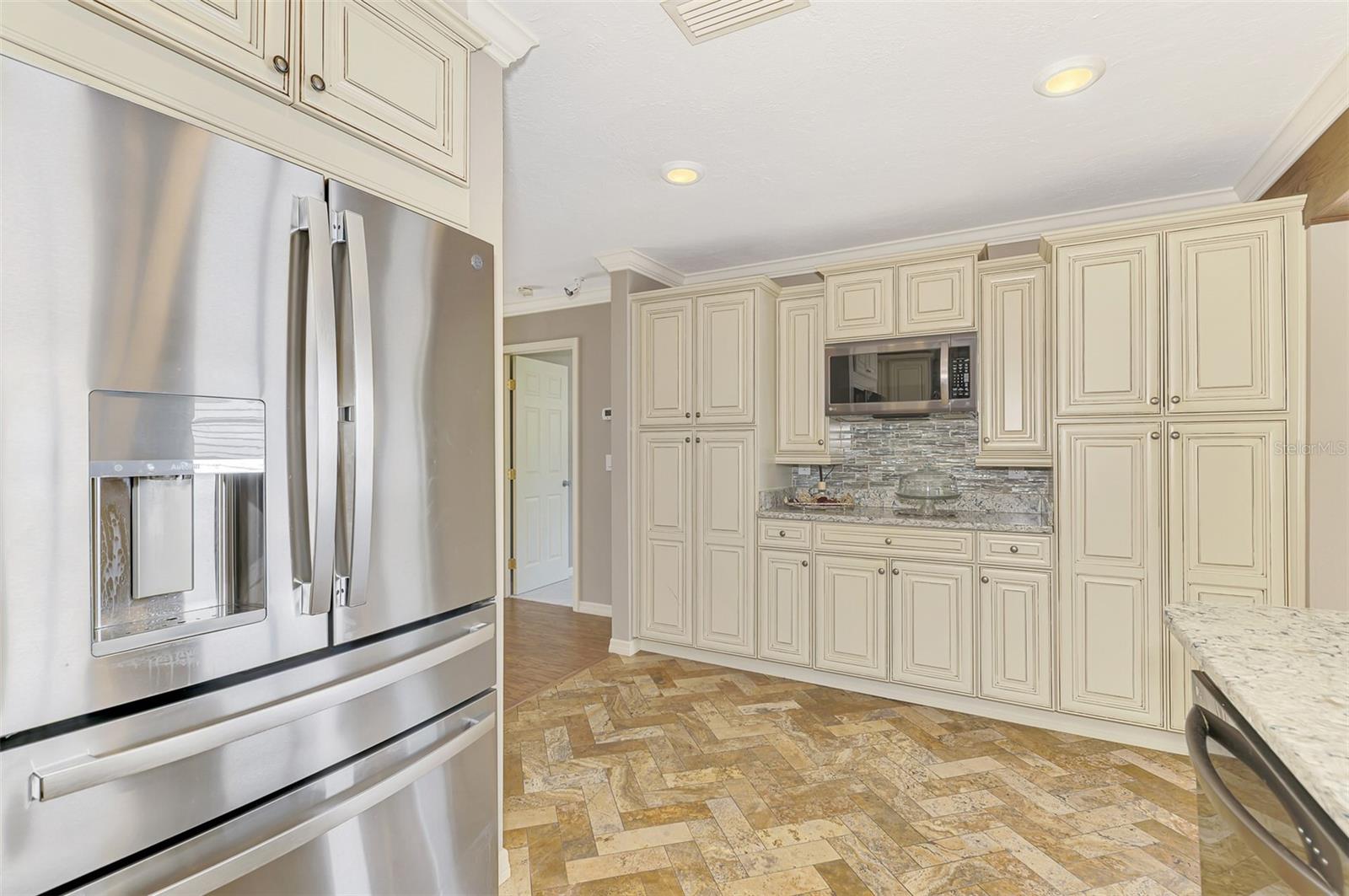 1630 PORPOISE RD, VENICE, FL, 34293