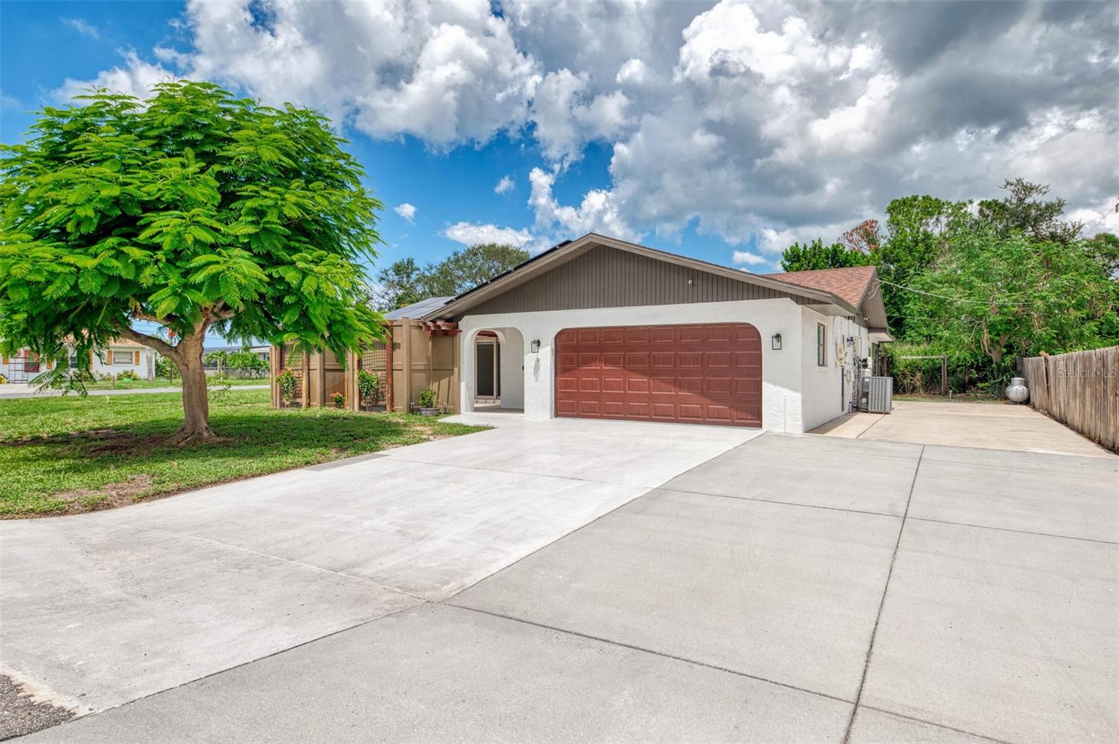 1630 PORPOISE RD, VENICE, FL, 34293