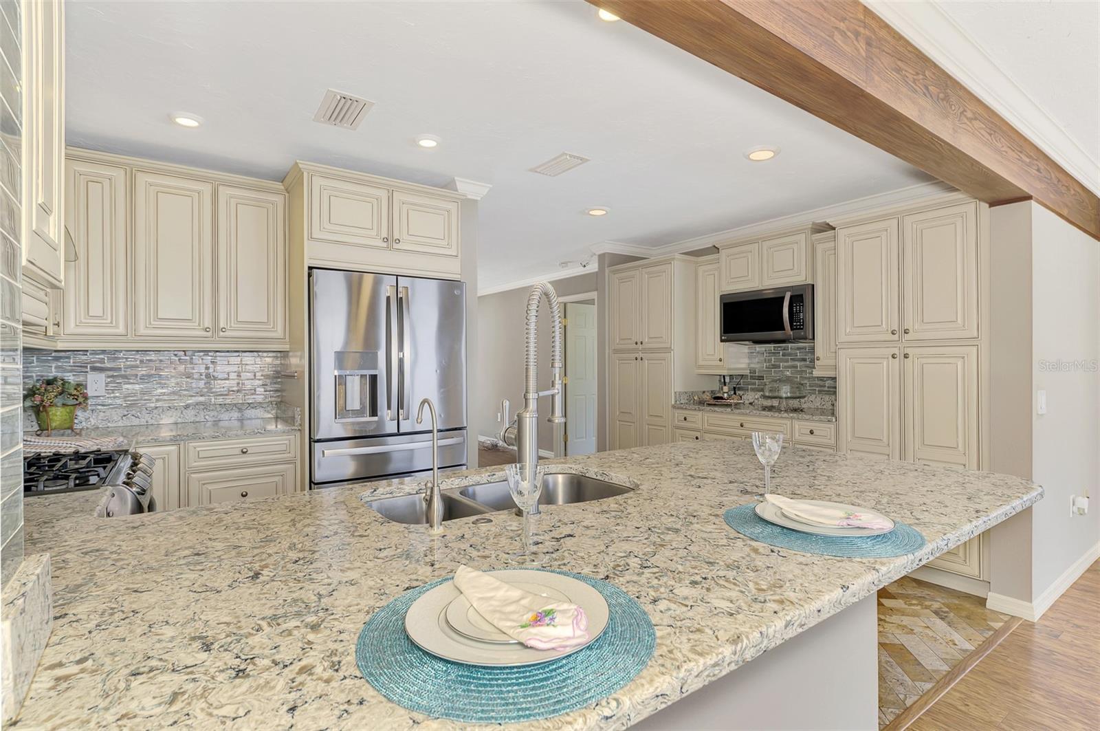 1630 PORPOISE RD, VENICE, FL, 34293