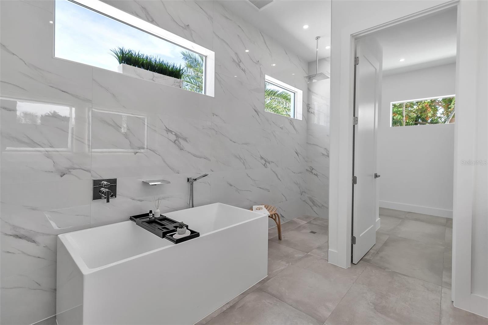 A4662120 Property Photo