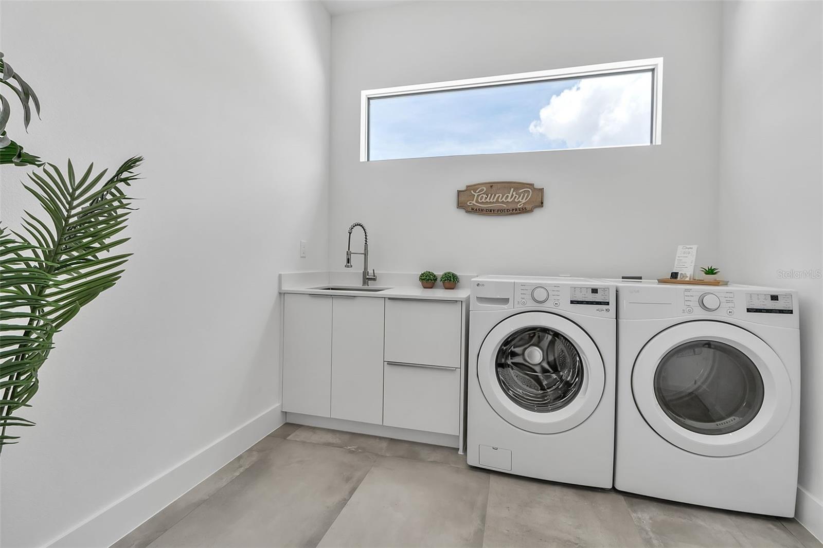 A4662120 Property Photo