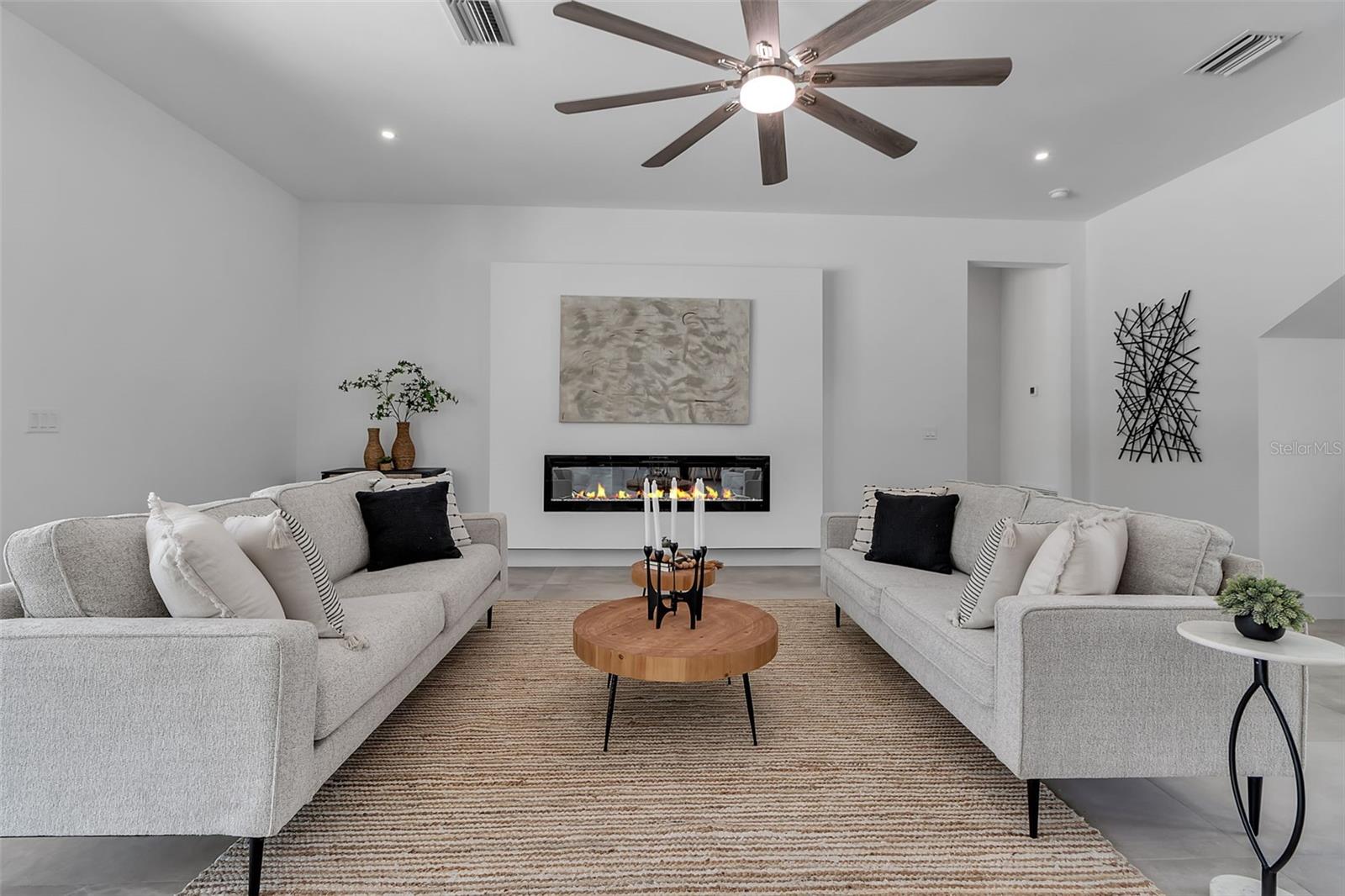 A4662120 Property Photo