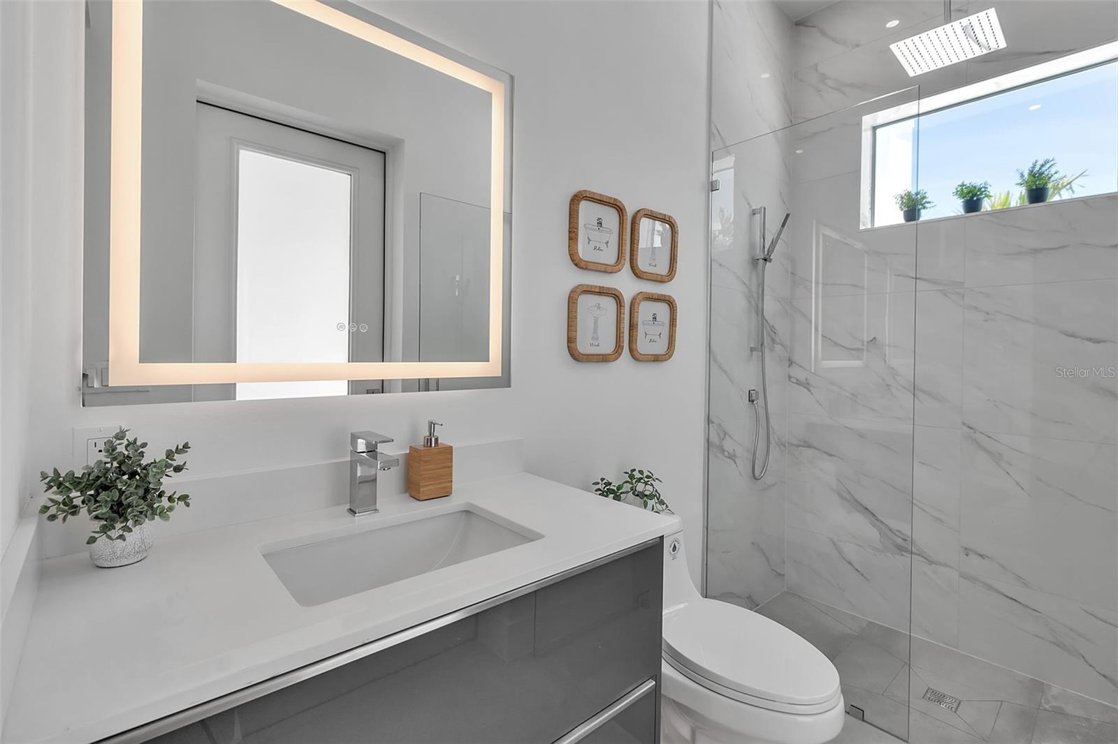 A4662120 Property Photo