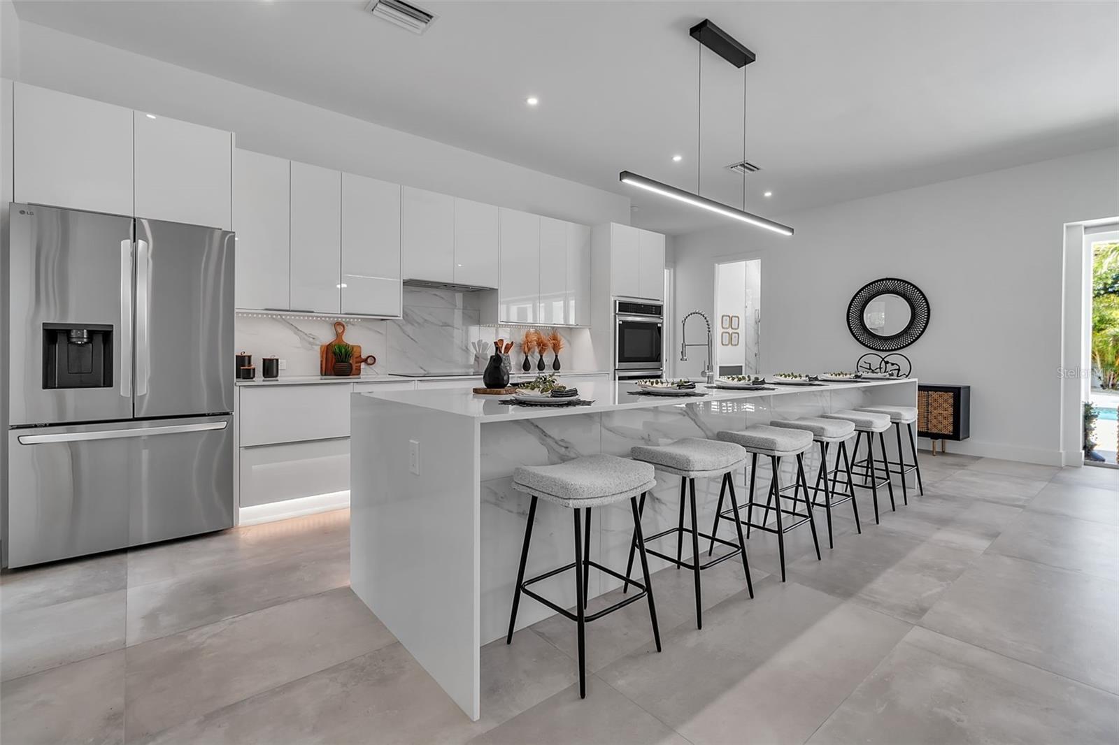 A4662120 Property Photo