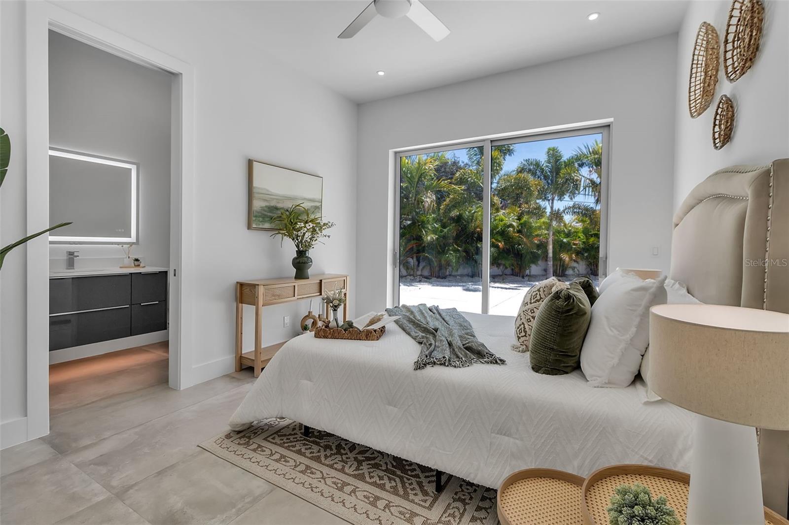 A4662120 Property Photo