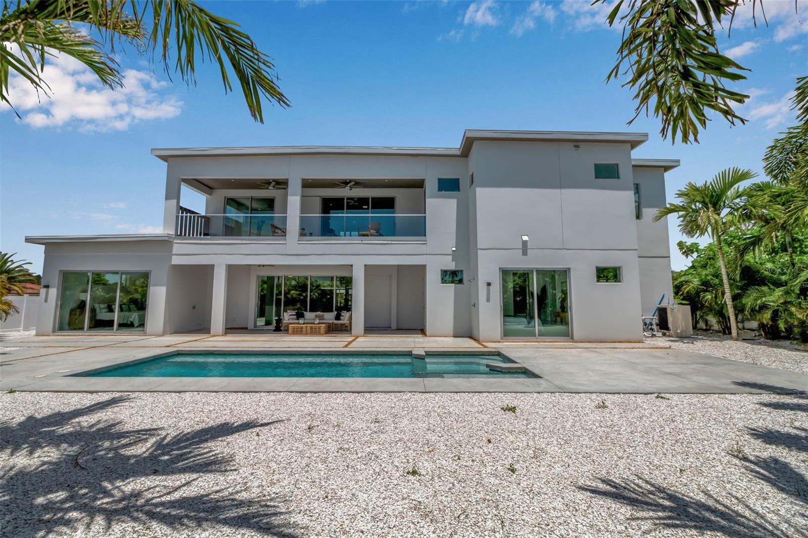 A4662120 Property Photo