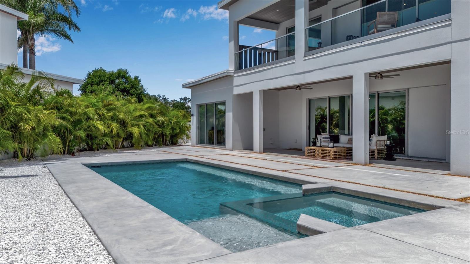 A4662120 Property Photo