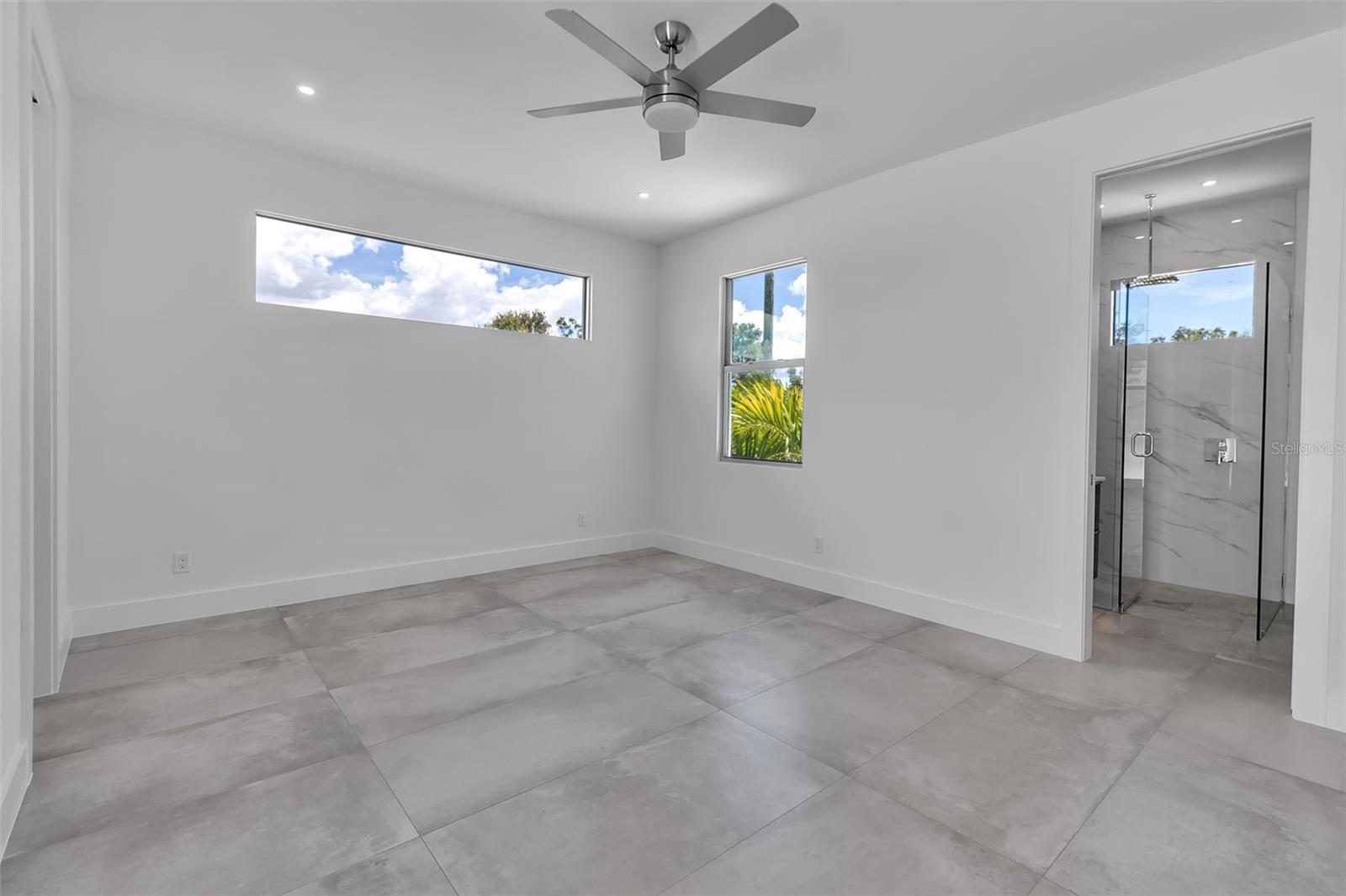A4662120 Property Photo