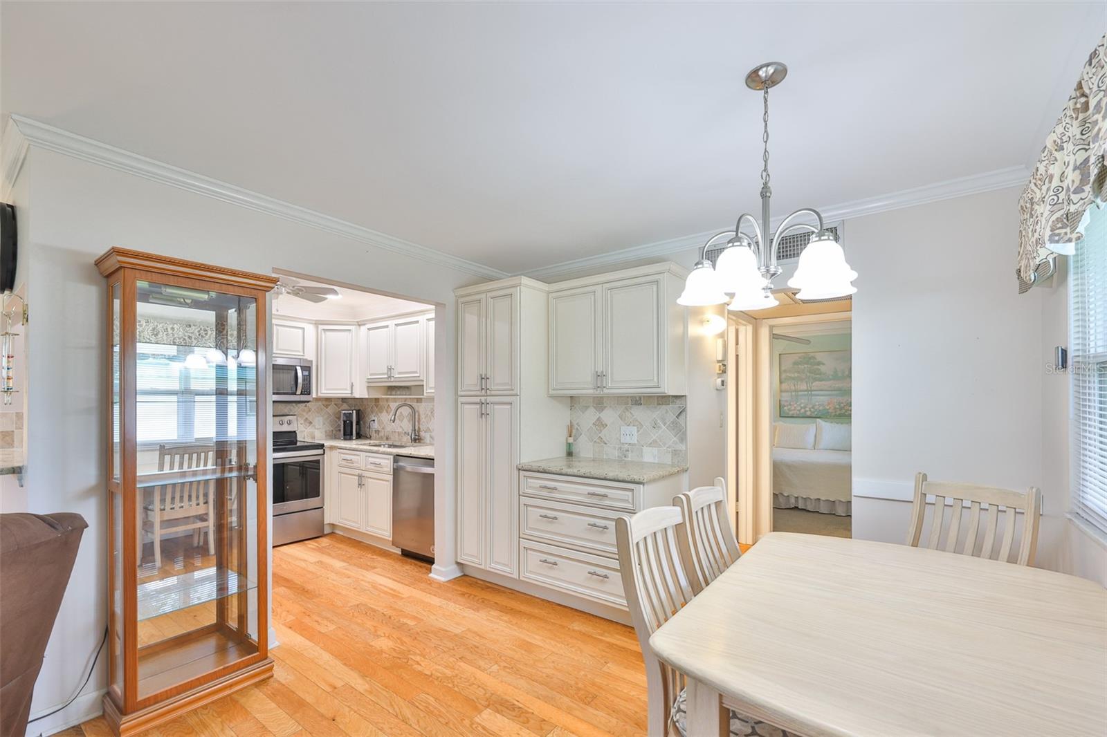 TB8417718 Property Photo