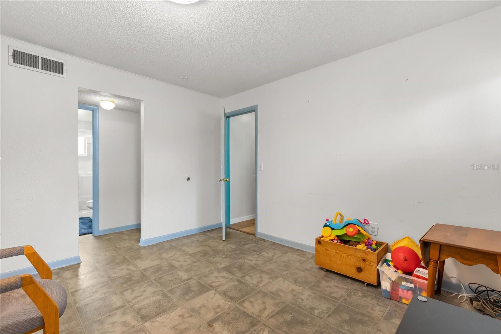 627 RIVERVIEW AVE, ALTAMONTE SPRINGS, FL, 32714