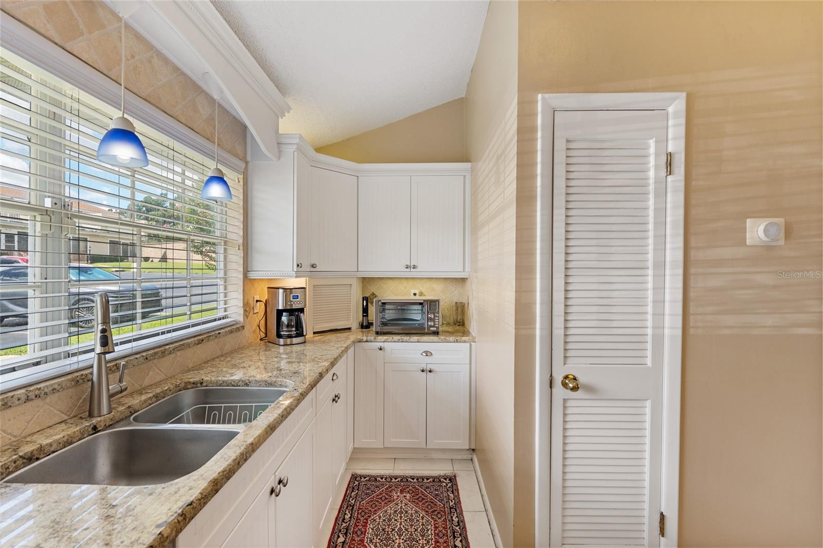 11001 SE SUNSET HARBOR RD #B13, SUMMERFIELD, FL, 34491