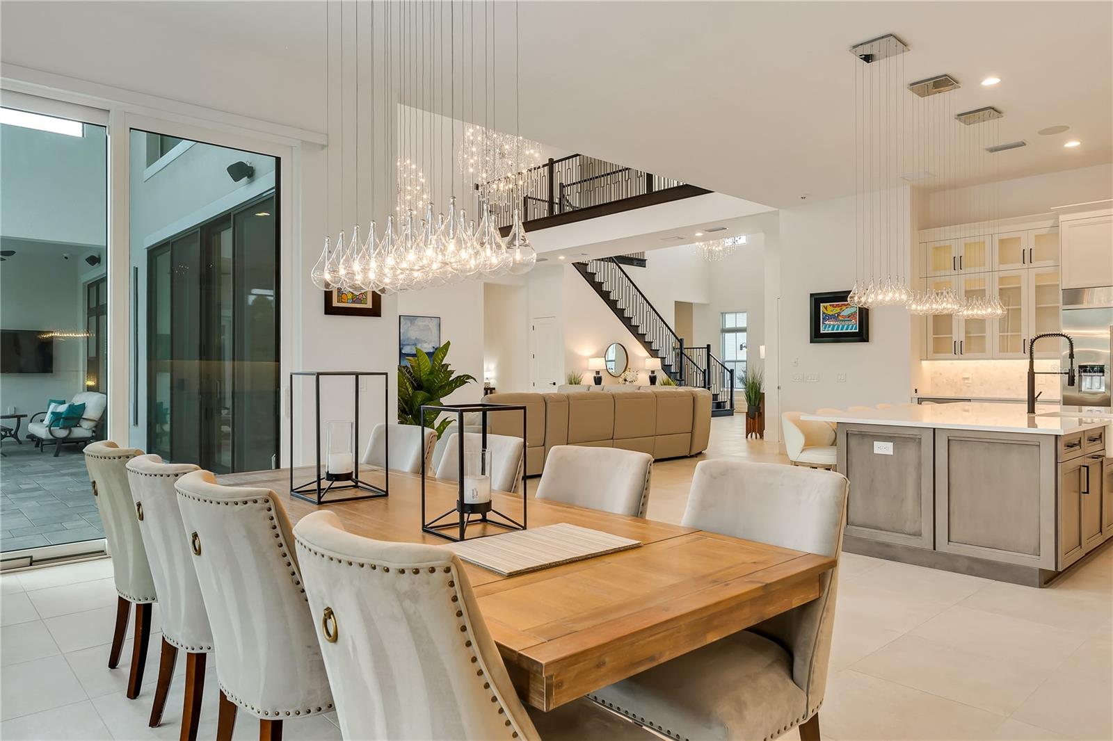 O6336142 Property Photo