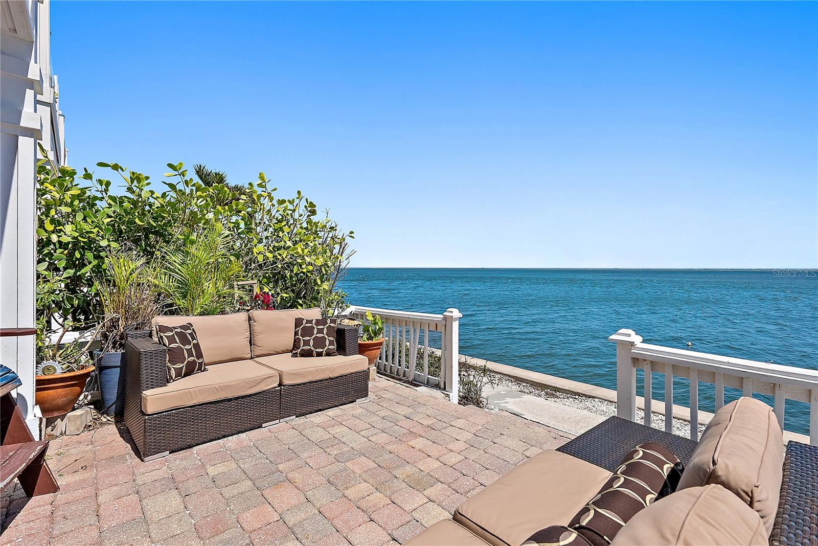 Unobstructed waterfront views
