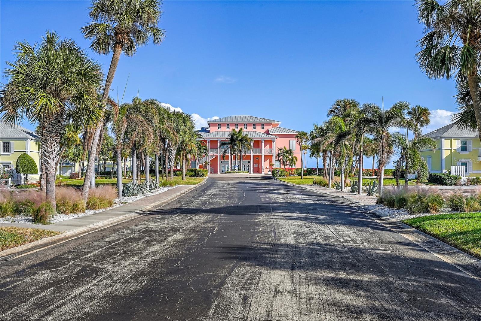 Yacht Club steps away