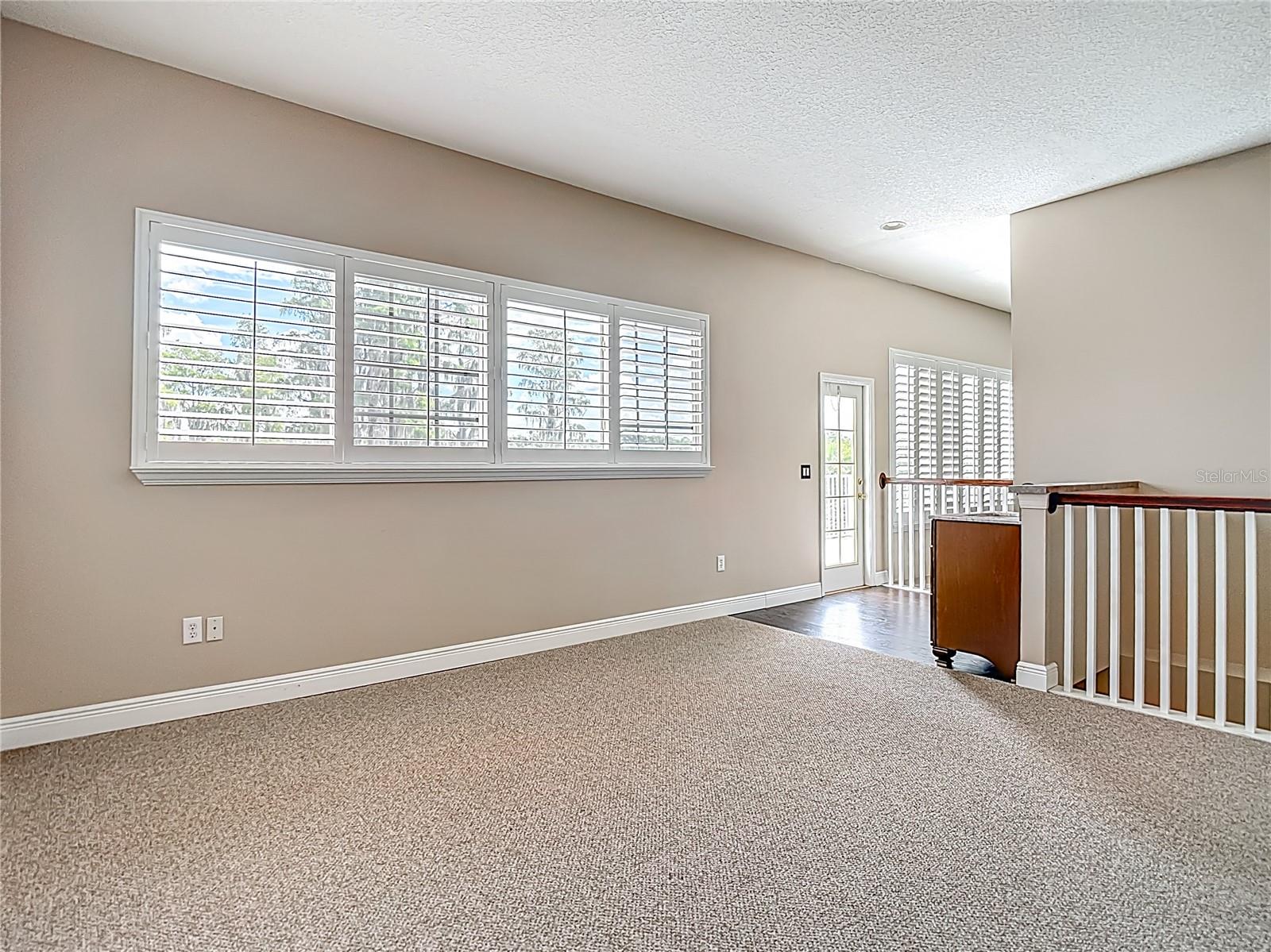 TB8417848 Property Photo