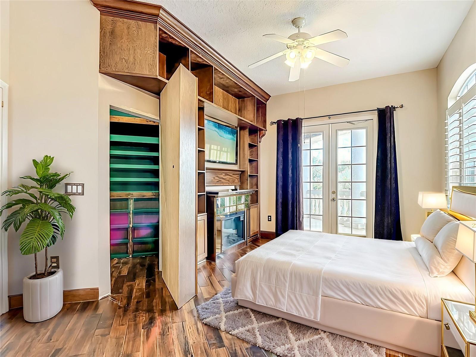 TB8417848 Property Photo