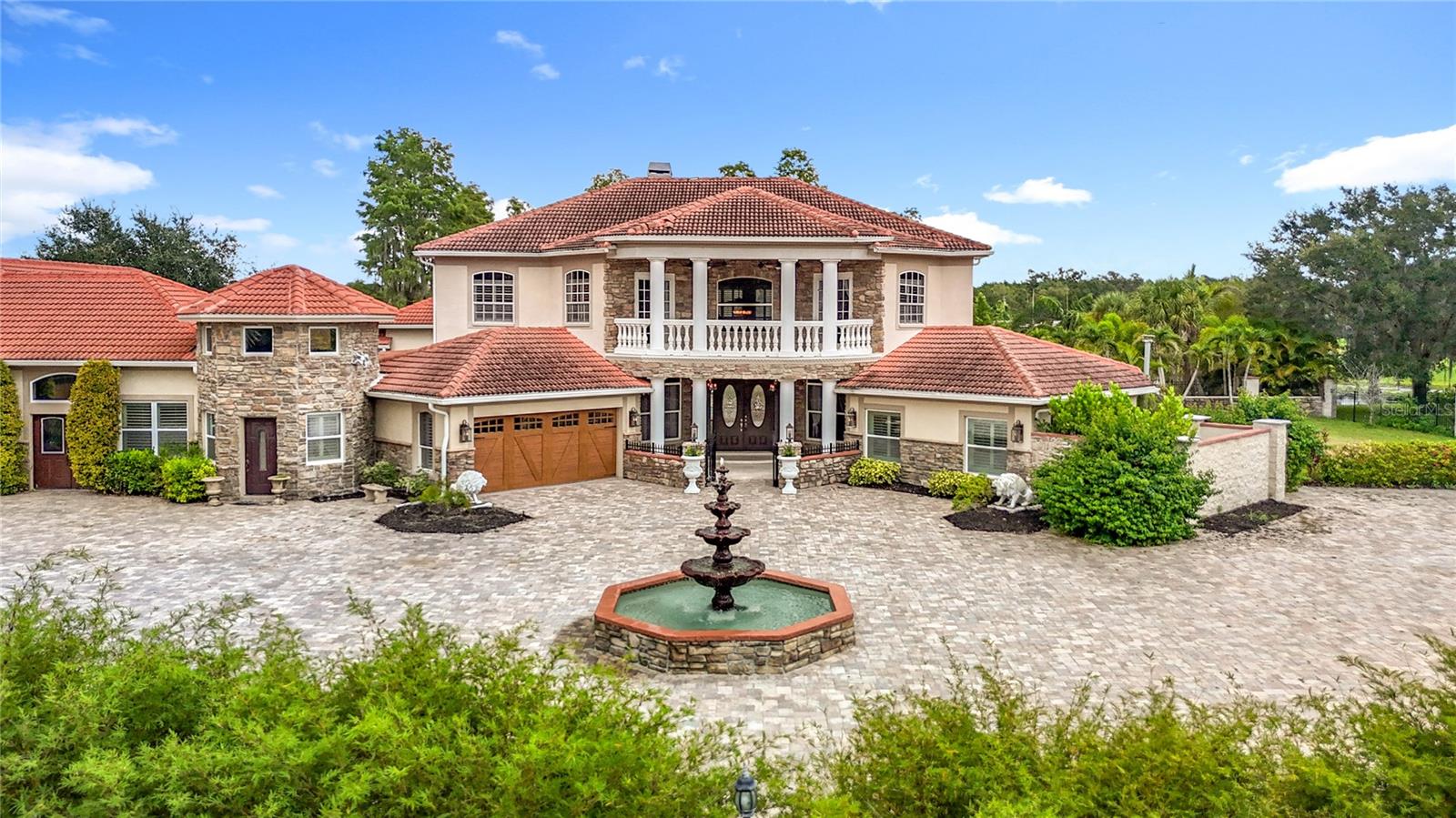 TB8417848 Property Photo