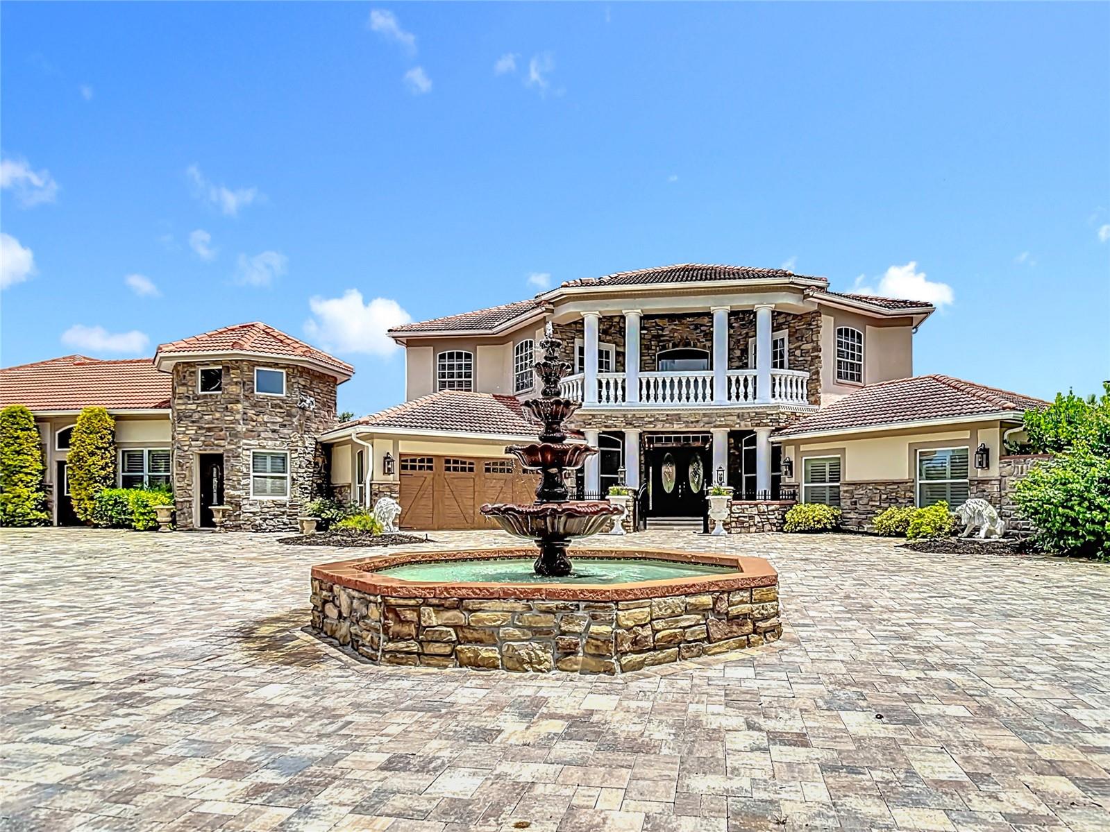 TB8417848 Property Photo