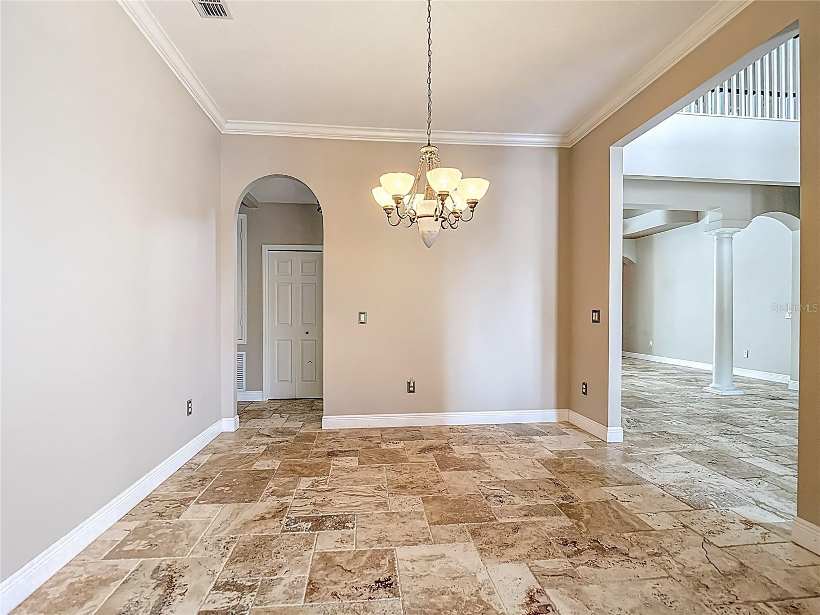 TB8417848 Property Photo