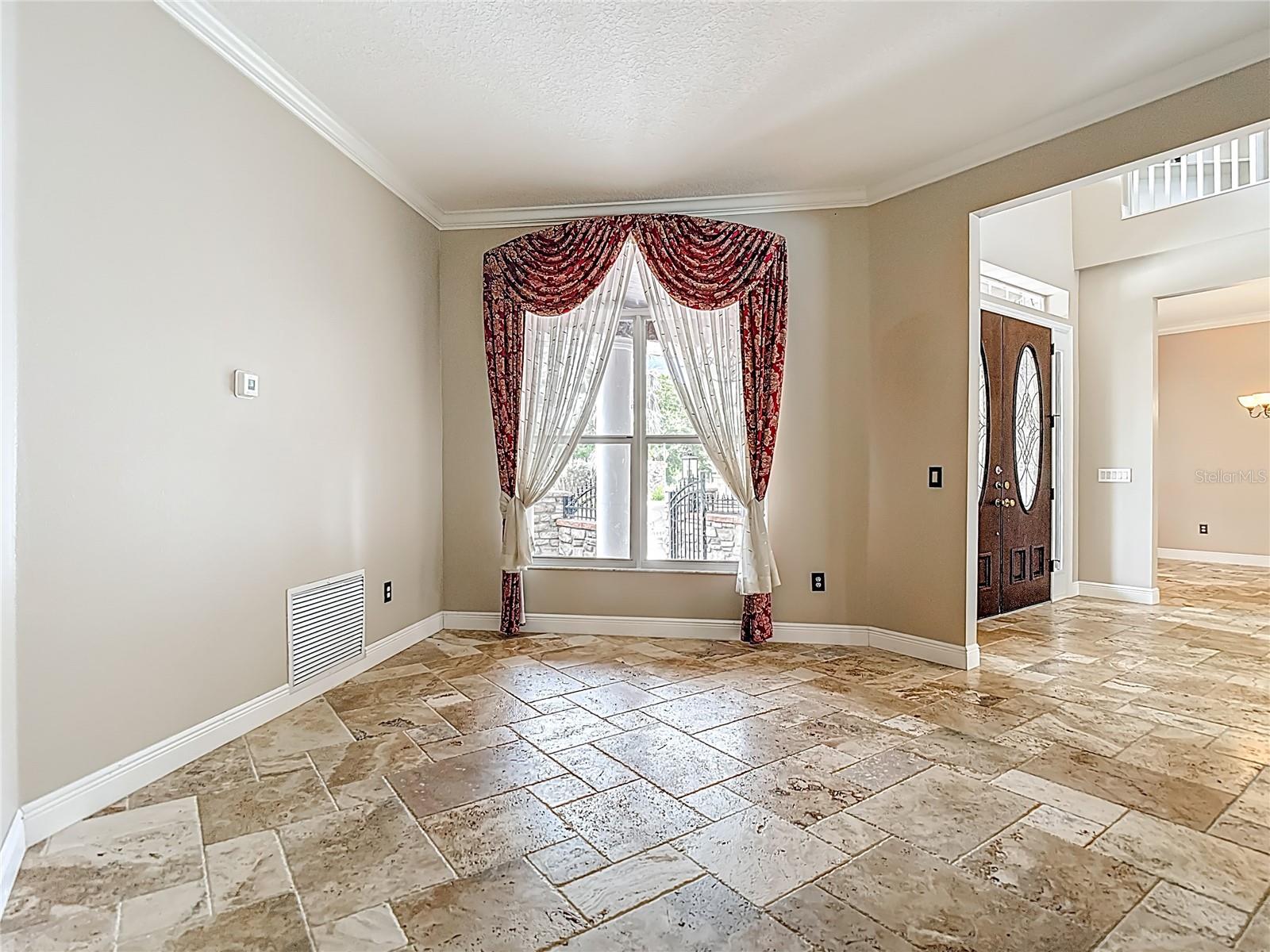 TB8417848 Property Photo