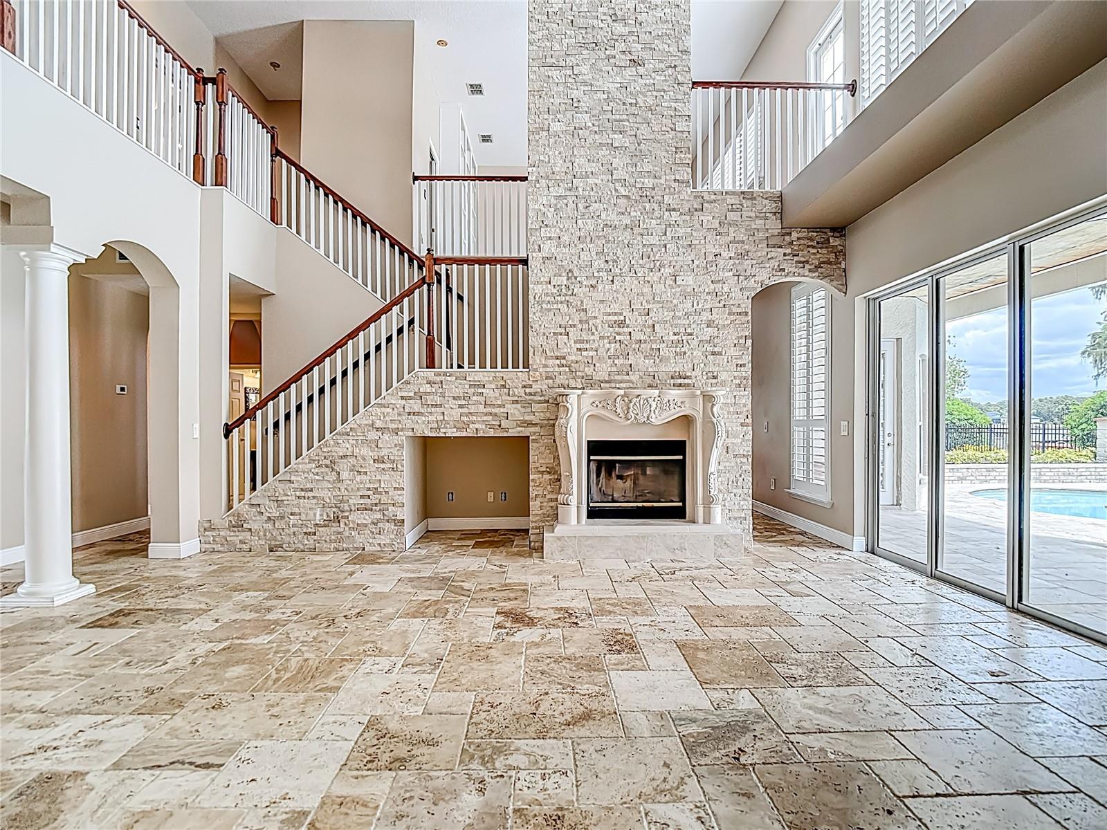 TB8417848 Property Photo