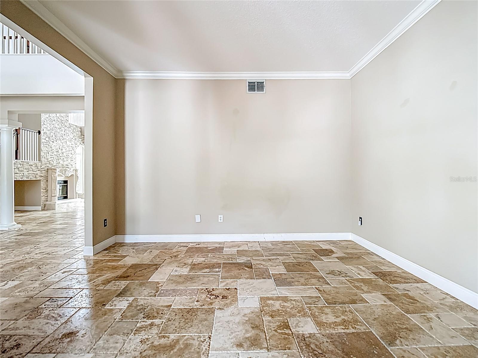 TB8417848 Property Photo