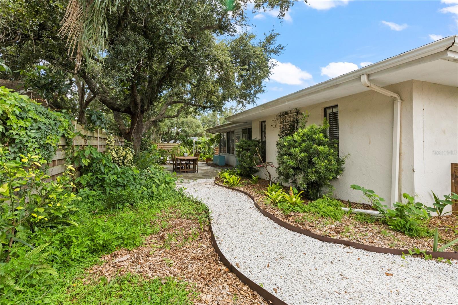 A4662175 Property Photo