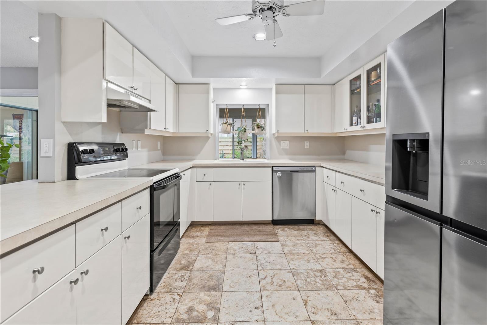 A4662175 Property Photo