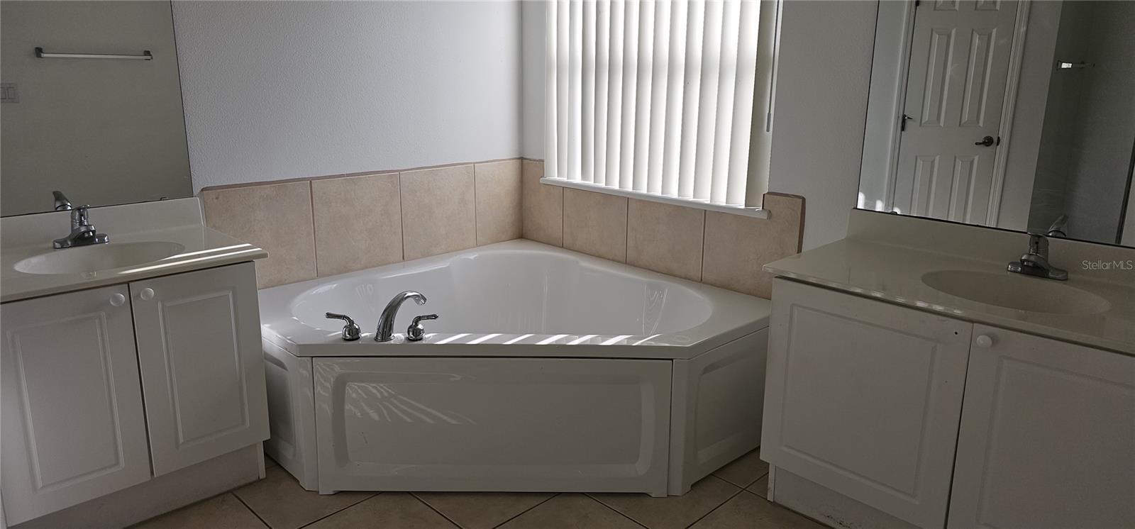 2836 CLUB CORTILE CIR, KISSIMMEE, FL, 34746