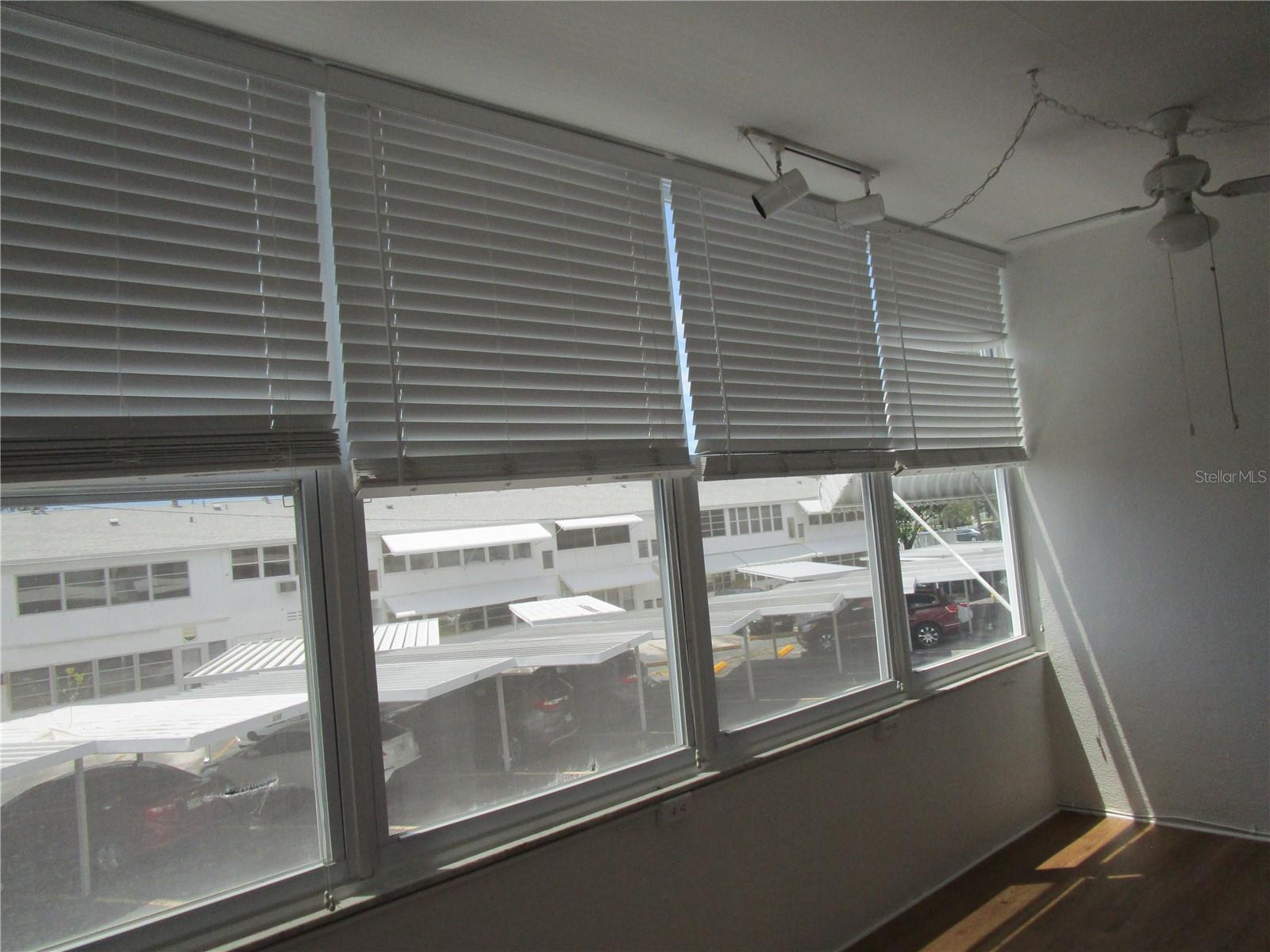 TB8417862 Property Photo