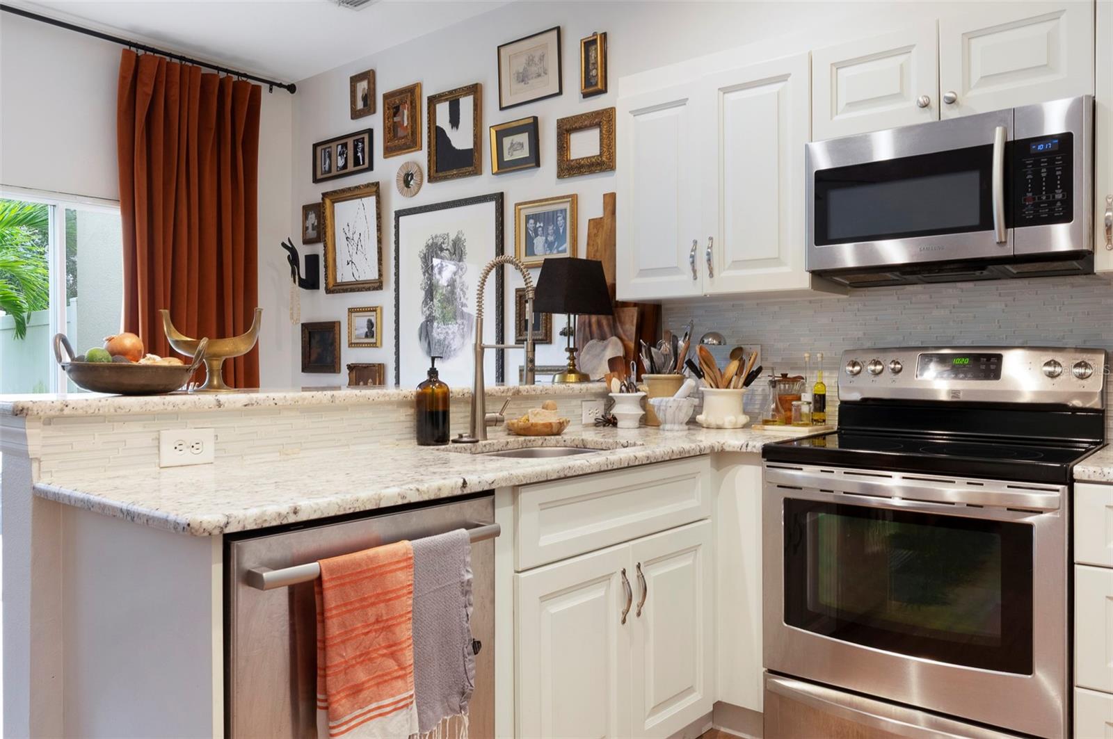 743 VALLANCE WAY NE, ST PETERSBURG, FL, 33716