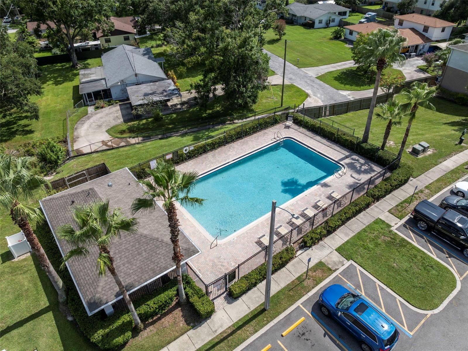 9917 ASHBURN LAKE DR, TAMPA, FL, 33610