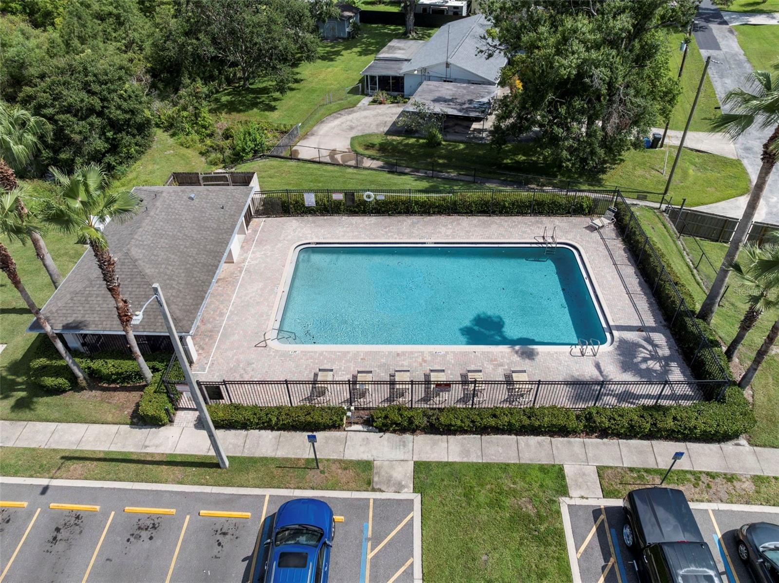 9917 ASHBURN LAKE DR, TAMPA, FL, 33610