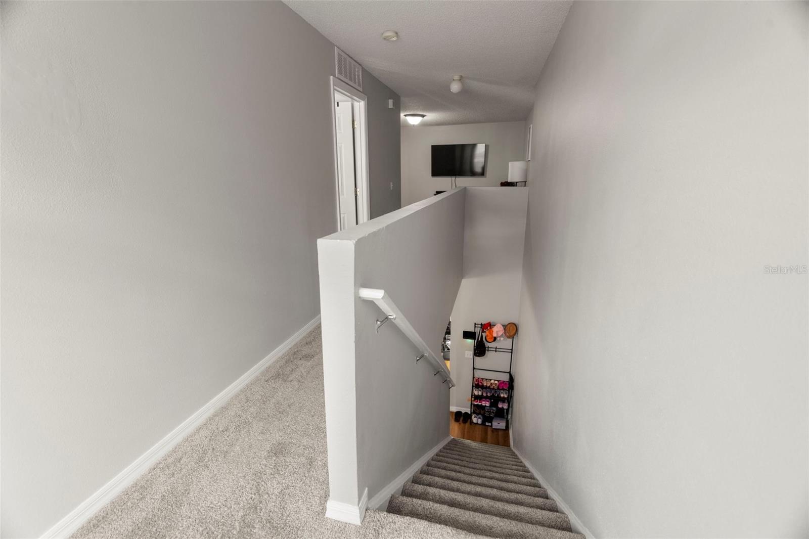 9917 ASHBURN LAKE DR, TAMPA, FL, 33610