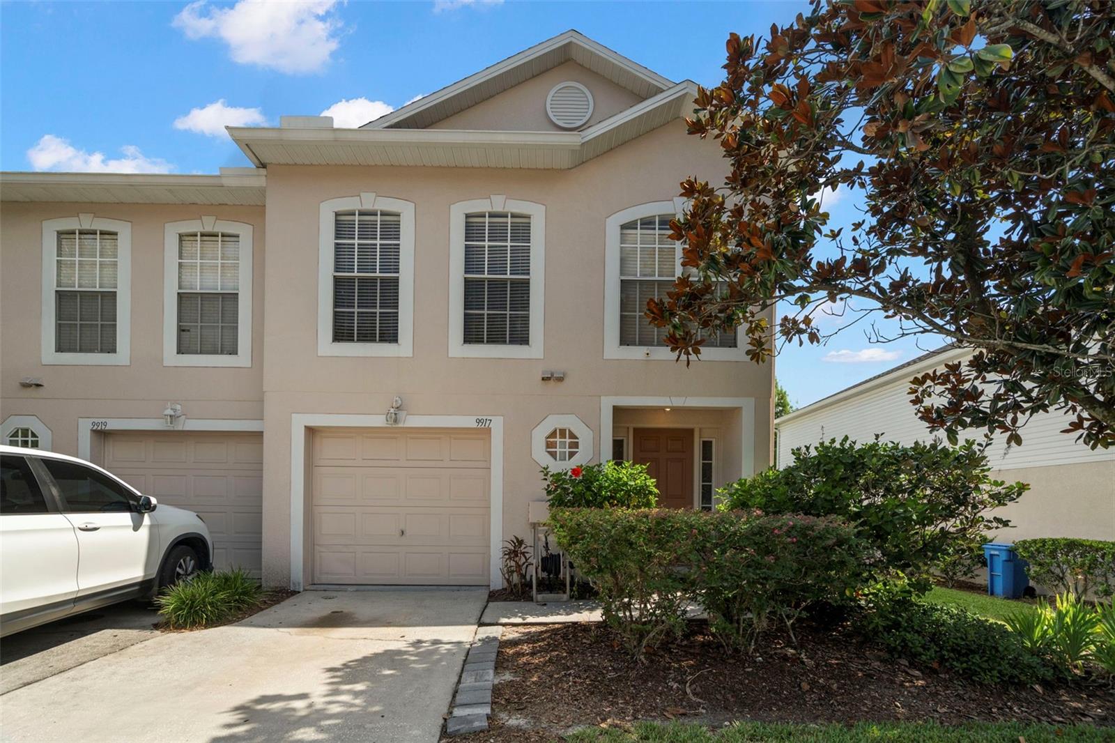 9917 ASHBURN LAKE DR, TAMPA, FL, 33610