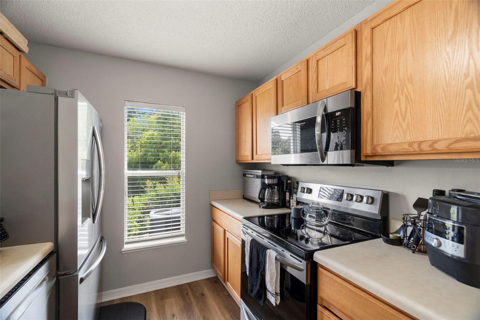 9917 ASHBURN LAKE DR, TAMPA, FL, 33610