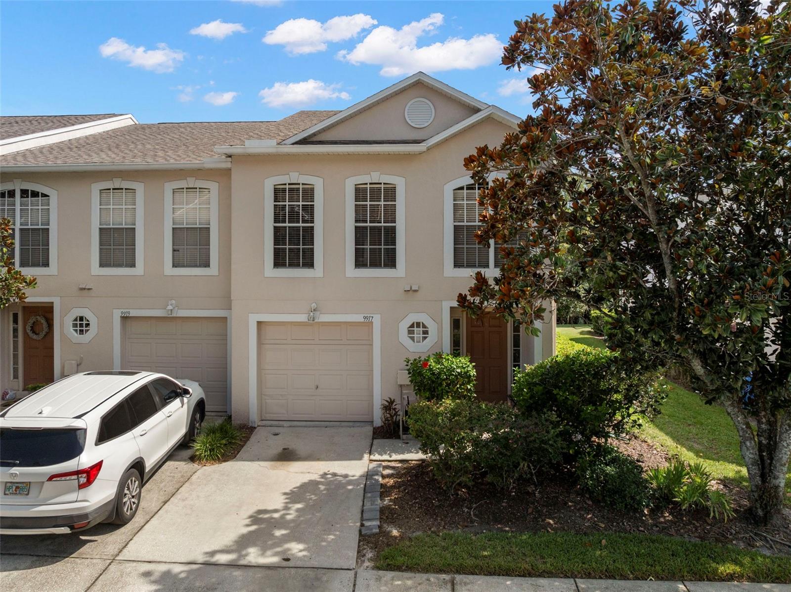 9917 ASHBURN LAKE DR, TAMPA, FL, 33610